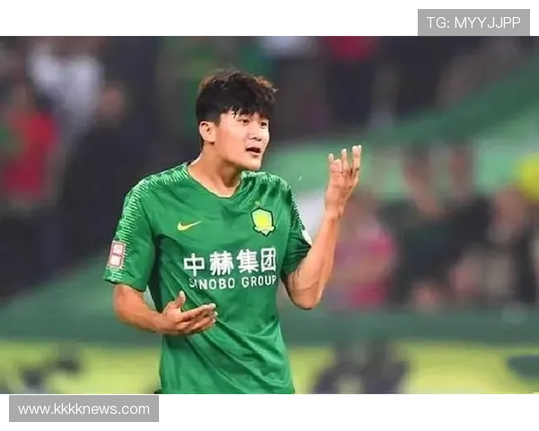 金玟哉与范戴克相似