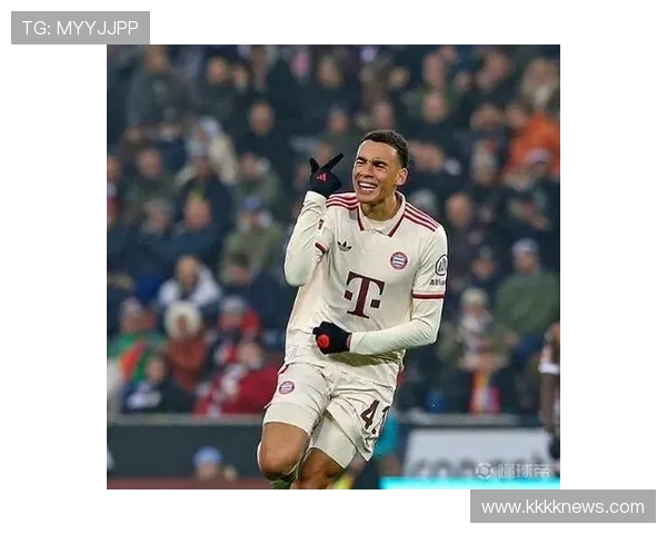 穆西亚拉的防守参与与进步