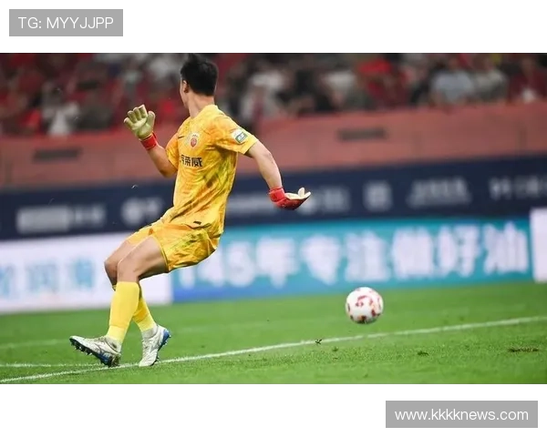 上海海港联赛统治力面临考验,近期表现波动或将影响争冠形势 上海海港联赛统治力面临考验,近期表现波动或将影响争冠形势