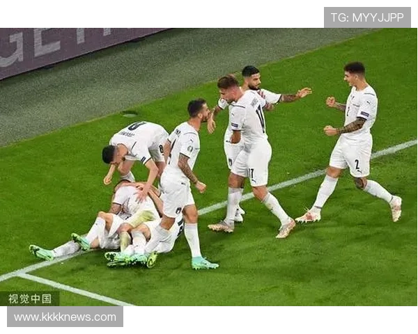 恩佐 vs 巴雷拉:组织能力与防守覆盖对比分析 恩佐 vs 巴雷拉:组织能力与防守覆盖对比分析