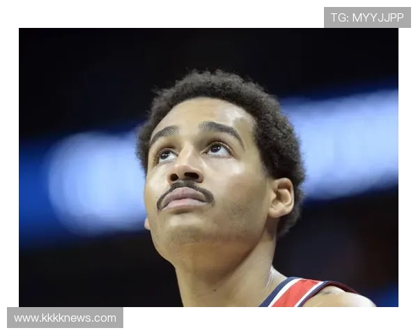 乔丹·普尔突破增多拉开锋线空间提升金州进攻活力